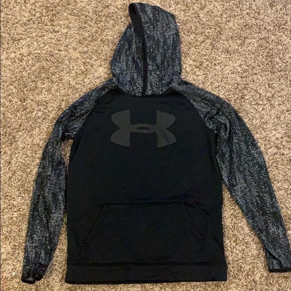 boys xl under armour sweatshirt